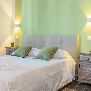 le-camere-di-teo.hotelitalianriviera.com/